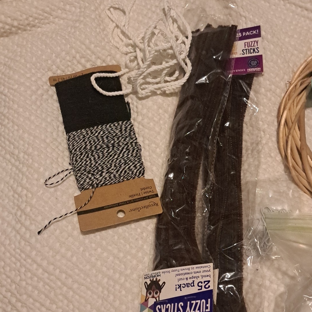 Crafts - Picture 2 of 6